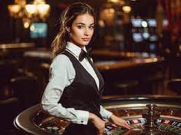 lx 600 lx 600 par Slot Khel ke Liye Poore Lobby